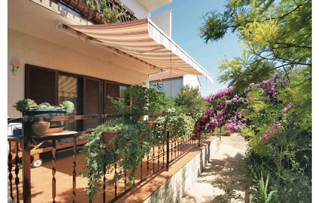 Apartments Perina Шибеник Экстерьер фото