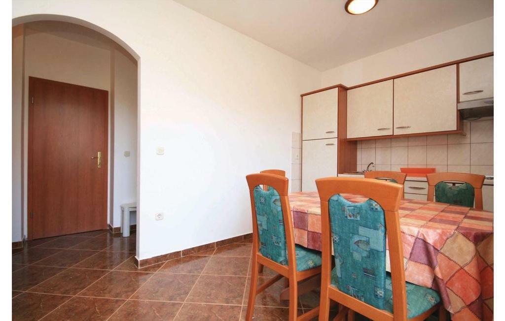 Apartments Perina Шибеник Экстерьер фото