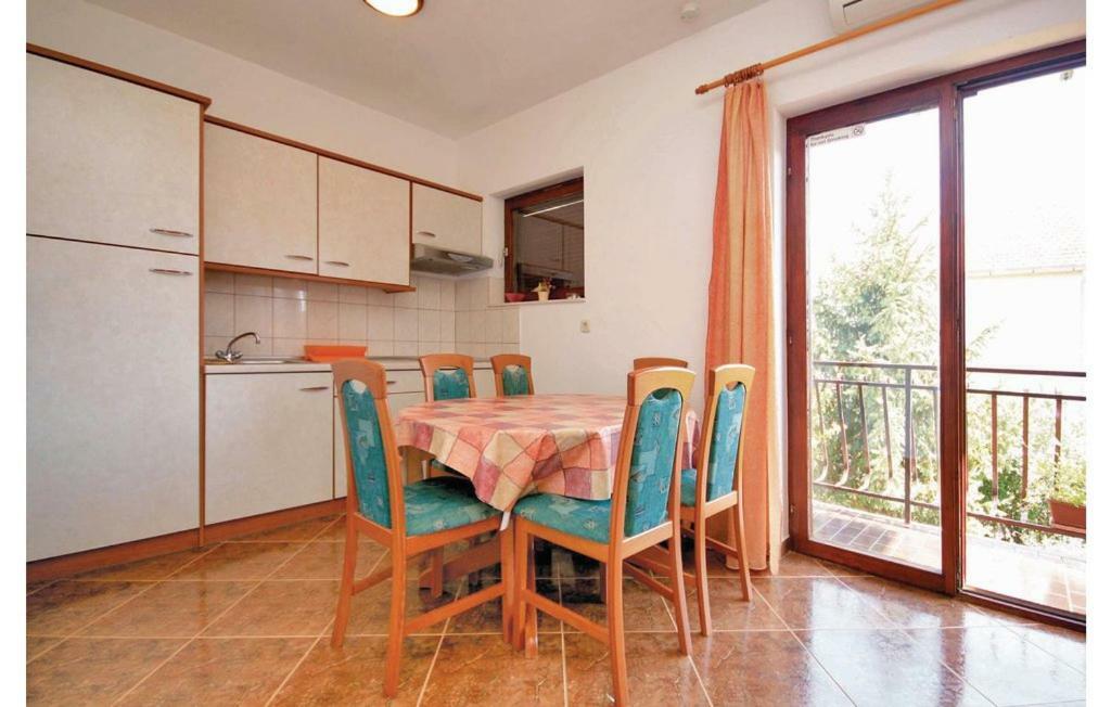 Apartments Perina Шибеник Экстерьер фото